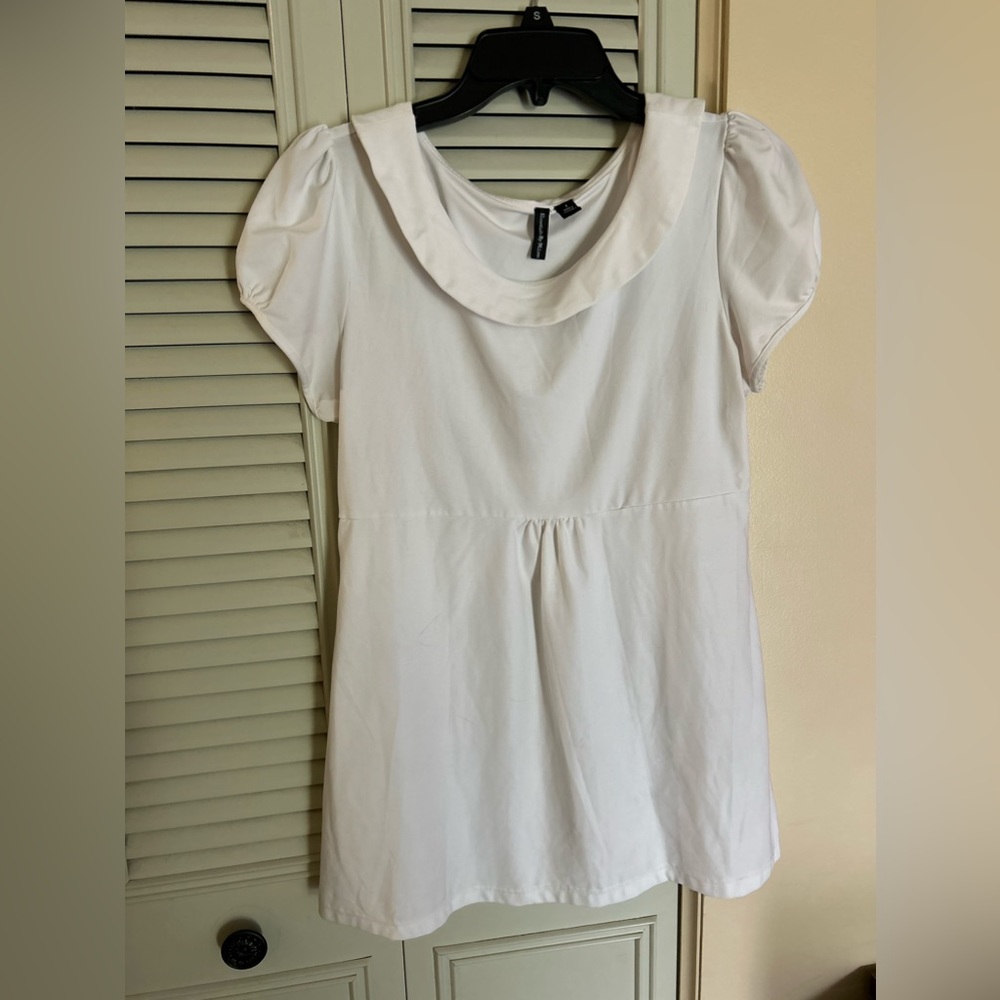 Essentials by Milano White Top
